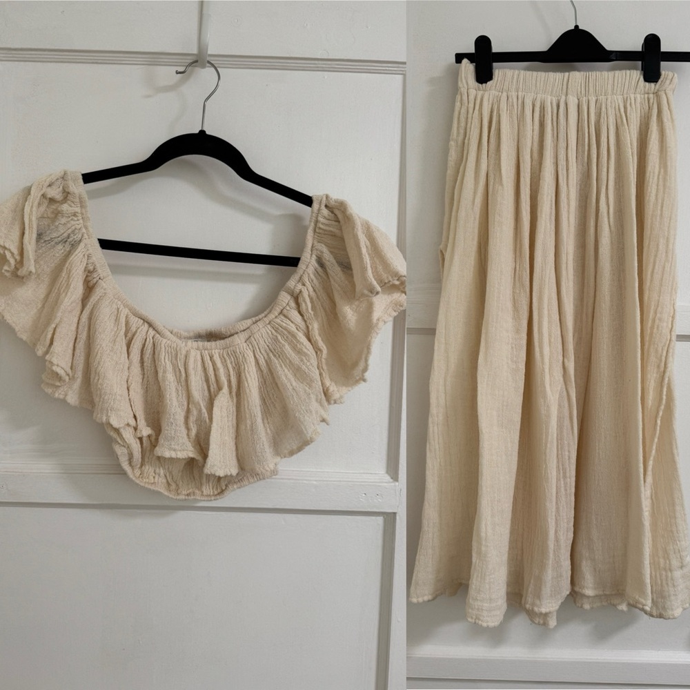 R2 Cotton Gauze Cream Top and Skirt Set